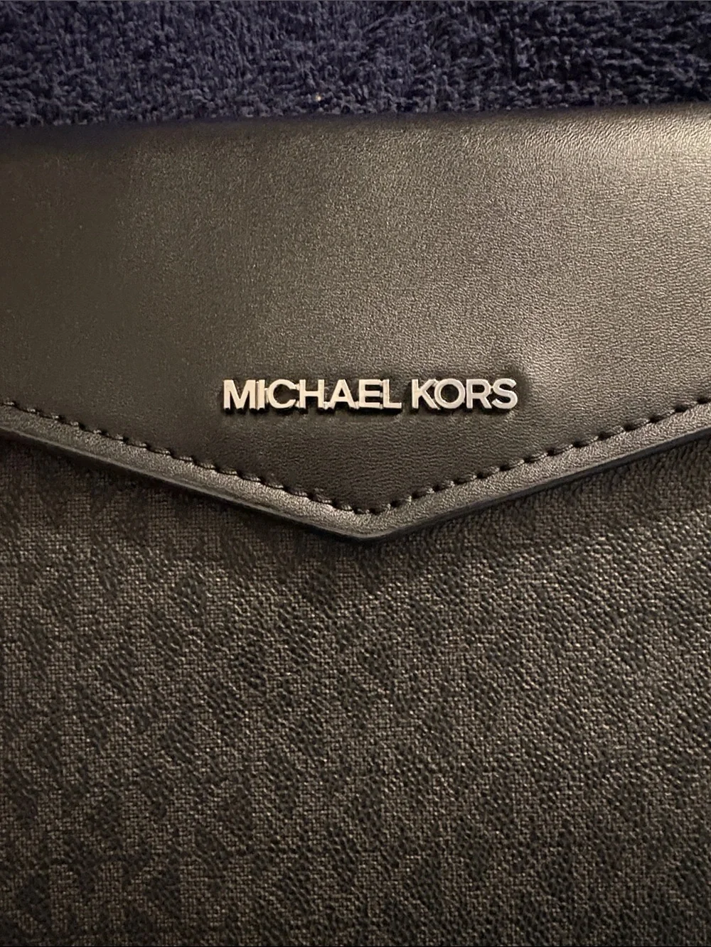 Michael Kors Black Signature Envelope Wristlet Clutch
